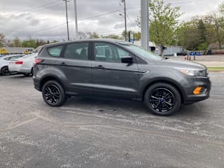 2018 Ford Escape S 1FMCU0F76JUA81422 2018 Ford Escape S