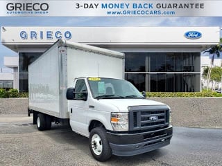 2021 Ford E-Series Chassis E-350 SD 1FDWE3FN4MDC27685 2021 Ford E-Series Chassis E-350 SD
