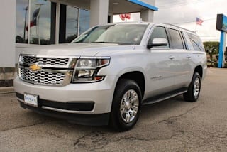 2018 Chevrolet Suburban 1GNSCHKC9JR369174 2018 Chevrolet Suburban