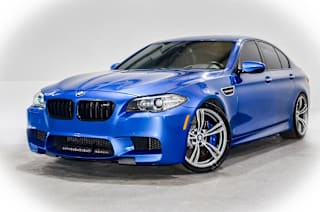 2014 BMW M5 Base WBSFV9C55ED593323 2014 BMW M5 Base