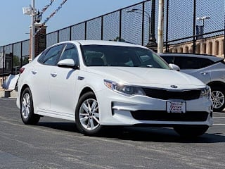 2018 Kia Optima LX 5XXGT4L35JG189649 2018 Kia Optima LX