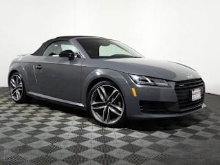 2017 Audi TT TRUT5CFV8H1001847 2017 Audi TT