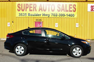 2017 Kia Forte LX 3KPFK4A79HE121233 2017 Kia Forte LX