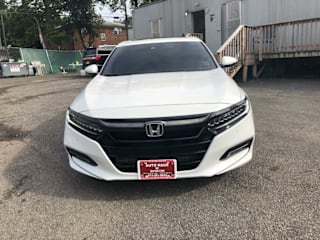 2018 Honda Accord Touring 1HGCV1F9XJA089230 2018 Honda Accord Touring