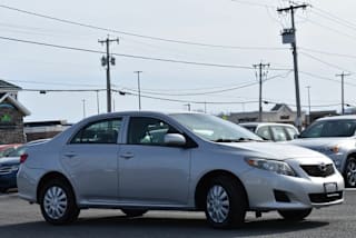2010 Toyota Corolla LE 2T1BU4EE6AC412830 2010 Toyota Corolla LE