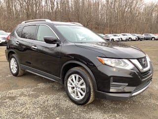 2018 Nissan Rogue KNMAT2MV8JP559172 2018 Nissan Rogue