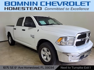 2019 Ram Pickup 1500 Classic Tradesman 3C6RR6KG6KG720127 2019 Ram Pickup 1500 Classic Tradesman