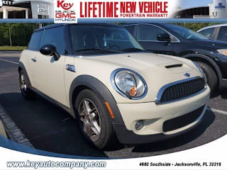 2010 MINI Cooper S WMWMF7C55ATZ72206 2010 MINI Cooper S