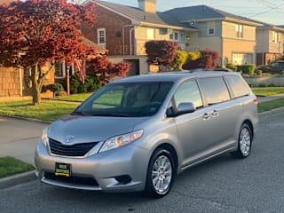 2012 Toyota Sienna LE 7-Passenger 5TDJK3DCXCS042889 2012 Toyota Sienna LE 7-Passenger