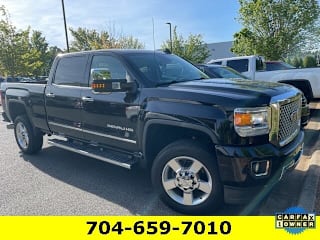 2016 GMC Sierra 2500HD Denali 1GT12UE84GF210158 2016 GMC Sierra 2500HD Denali