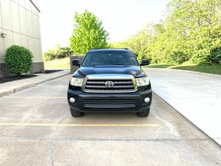 2010 Toyota Sequoia SR5 5TDZY5G18AS024427 2010 Toyota Sequoia SR5