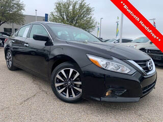 2017 Nissan Altima 1N4AL3AP7HC110875 2017 Nissan Altima