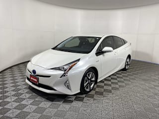 2017 Toyota Prius Four JTDKARFU8H3033181 2017 Toyota Prius Four