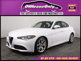 2018 Alfa Romeo Giulia ZARFAECN8J7593133 2018 Alfa Romeo Giulia