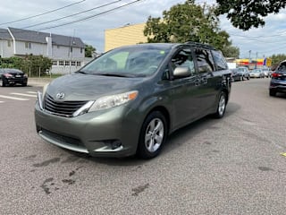 2011 Toyota Sienna 5TDKK3DC9BS001849 2011 Toyota Sienna
