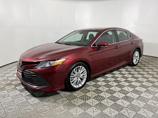 2018 Toyota Camry XLE 4T1B11HK6JU572925 2018 Toyota Camry XLE