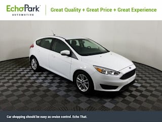 2017 Ford Focus SE 1FADP3K26HL276051 2017 Ford Focus SE