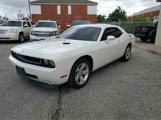 2009 Dodge Challenger SE 2B3LJ44VX9H623305 2009 Dodge Challenger SE