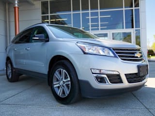 2017 Chevrolet Traverse LT 1GNKRGKD3HJ282929 2017 Chevrolet Traverse LT
