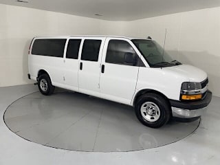 2019 Chevrolet Express Passenger LT 3500 1GAZGPFG3K1238981 2019 Chevrolet Express Passenger LT 3500