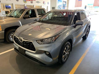 2020 Toyota Highlander XLE 5TDGZRBH5LS010973 2020 Toyota Highlander XLE