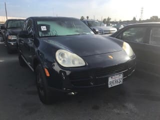 2004 Porsche Cayenne WP1AB29P74LA61410 2004 Porsche Cayenne