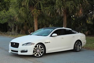 2017 Jaguar XJ R-Sport SAJWA1C72H8W12446 2017 Jaguar XJ R-Sport