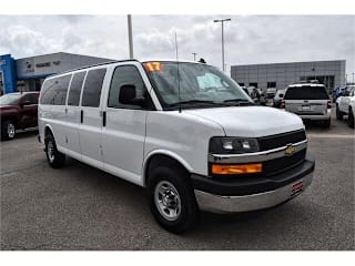 2017 Chevrolet Express Passenger LT 3500 1GAZGPFG0H1340019 2017 Chevrolet Express Passenger LT 3500