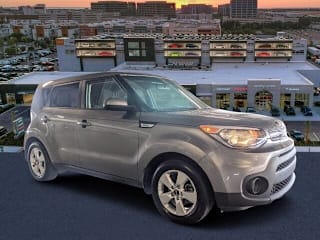 2019 Kia Soul Base KNDJN2A25K7675192 2019 Kia Soul Base