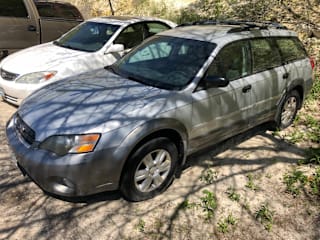 2005 Subaru Outback 2.5i 4S4BP61C057383996 2005 Subaru Outback 2.5i