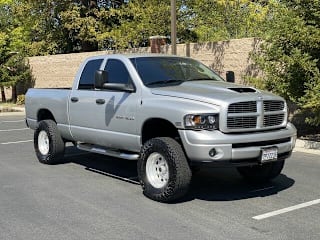 2004 Dodge Ram Pickup 1500 1D7HA18D24S723331 2004 Dodge Ram Pickup 1500