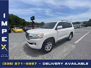 2018 Toyota Land Cruiser Base JTMCY7AJ3J4067806 2018 Toyota Land Cruiser Base