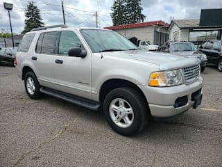 2005 Ford Explorer XLT 1FMDU63W45UB00199 2005 Ford Explorer XLT