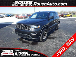 2016 Jeep Grand Cherokee Laredo 75th Anniversary 1C4RJFAG3GC333739 2016 Jeep Grand Cherokee Laredo 75th Anniversary