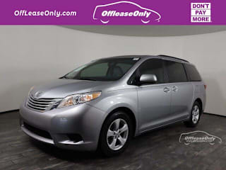 2017 Toyota Sienna LE 8-Passenger 5TDKZ3DC4HS855409 2017 Toyota Sienna LE 8-Passenger