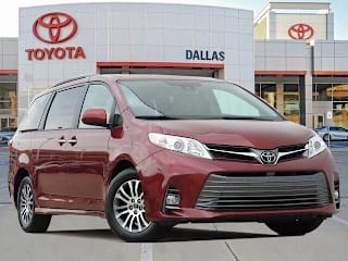 2019 Toyota Sienna XLE 8-Passenger 5TDYZ3DC4KS984008 2019 Toyota Sienna XLE 8-Passenger