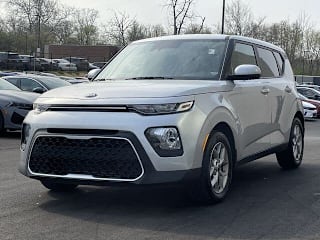 2020 Kia Soul S KNDJ23AU8L7012622 2020 Kia Soul S