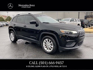 2020 Jeep Cherokee 1C4PJLCB7LD556586 2020 Jeep Cherokee
