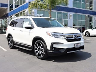 2019 Honda Pilot Touring-8P 5FNYF5H93KB002783 2019 Honda Pilot Touring-8P
