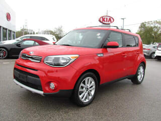 2019 Kia Soul + KNDJP3A57K7633780 2019 Kia Soul +