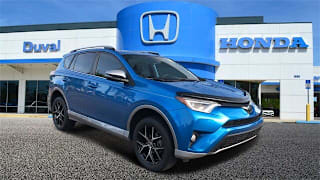 2018 Toyota RAV4 SE 2T3NFREV2JW463817 2018 Toyota RAV4 SE