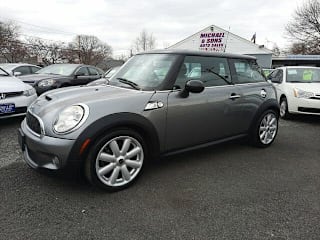 2007 MINI Cooper WMWMF73517TV31049 2007 MINI Cooper