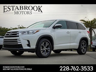 2018 Toyota Highlander LE 5TDZARFH6JS039308 2018 Toyota Highlander LE
