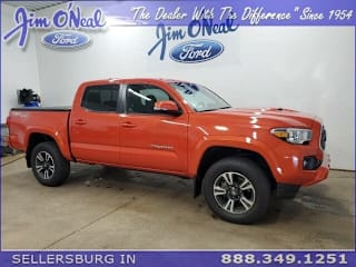 2018 Toyota Tacoma SR5 V6 3TMCZ5AN1JM170988 2018 Toyota Tacoma SR5 V6