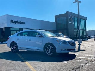 2016 Buick LaCrosse 1G4G45G35GF286740 2016 Buick LaCrosse