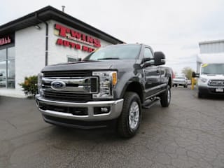 2017 Ford F-250 Super Duty XLT 1FTBF2BT7HED92855 2017 Ford F-250 Super Duty XLT