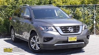 2018 Nissan Pathfinder S 5N1DR2MN3JC663129 2018 Nissan Pathfinder S