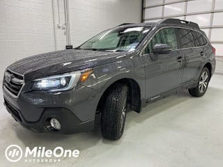 2018 Subaru Outback 3.6R Limited 4S4BSENC9J3395925 2018 Subaru Outback 3.6R Limited