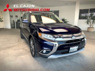 2017 Mitsubishi Outlander SEL JA4AD3A30HZ068108 2017 Mitsubishi Outlander SEL