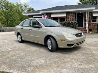 2007 Ford Focus ZX4 S 1FAFP34N77W131033 2007 Ford Focus ZX4 S